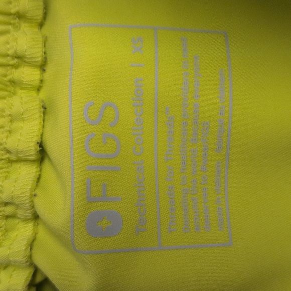 FIGS Citron Scrub Set - Yola and Catarina XS - Picture 10 of 11